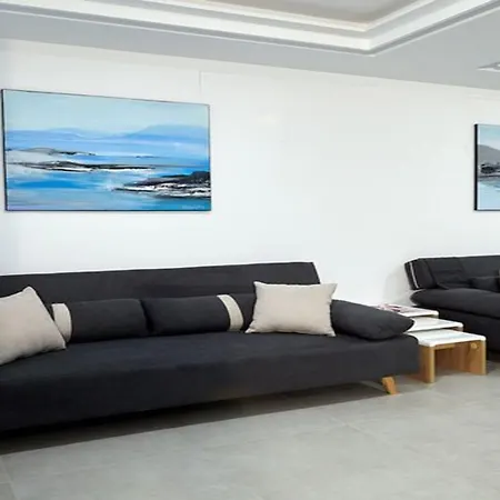 Barranco Chic! By Alegria 2* 플라야데라스아메리카스