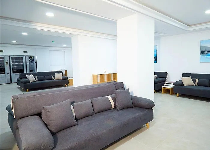 Barranco Chic! By Alegria 2*