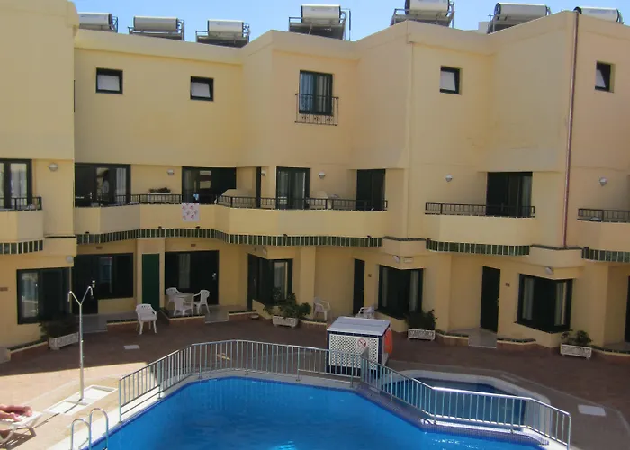 Barranco Chic! By Alegria 2*