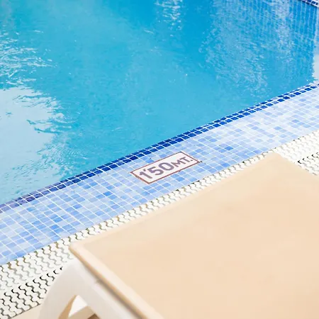 Barranco Chic! By Alegria 2*